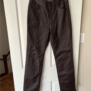 Women’s Straight Leg Jeans in Dark Brown — Unbranded